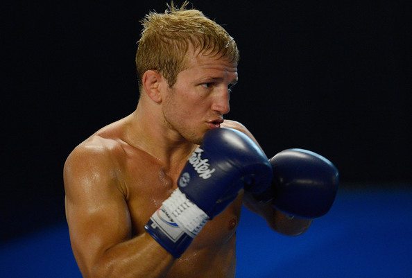 Watch TJ DIllashaw Sparring Boxing Star Vasyl Lomachenko.