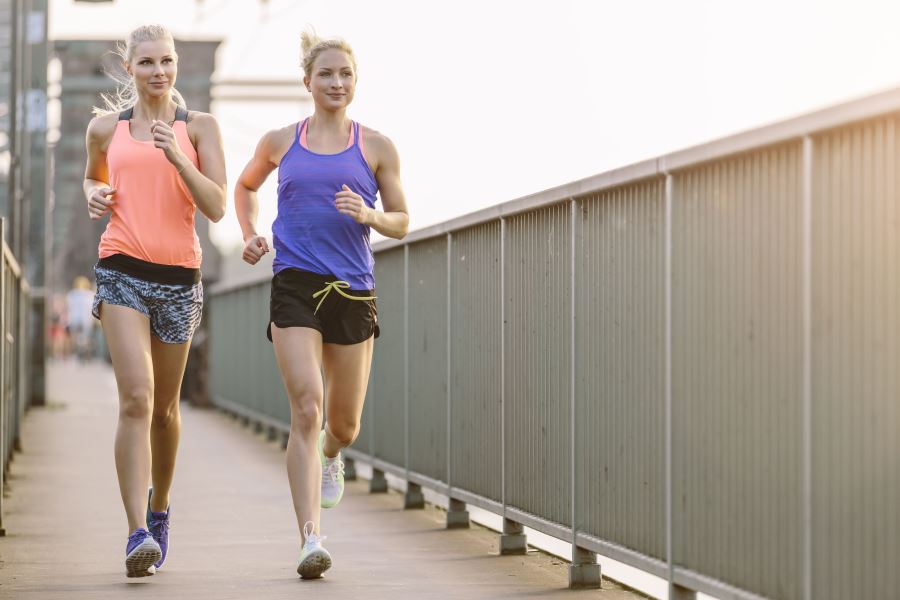 best-running-shorts-for-women-2021-female-running-shorts