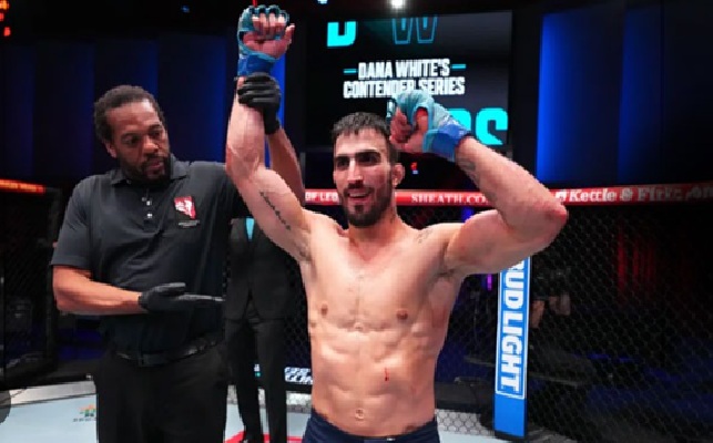 Yadier del Valle Taps-Out Issac Dulgarian In 1st Round At UFC Fight Night 263