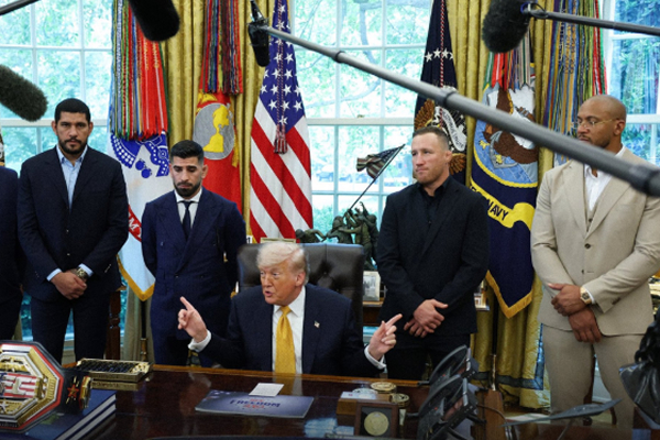 UFC Freedom Fight Stars Meet President Trump As Exclusive Title Belts Are Unveiled