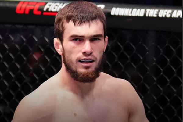 Murtazali Magomedov Submits Melsik Baghdasaryan With Twister At UFC Fight Night 279